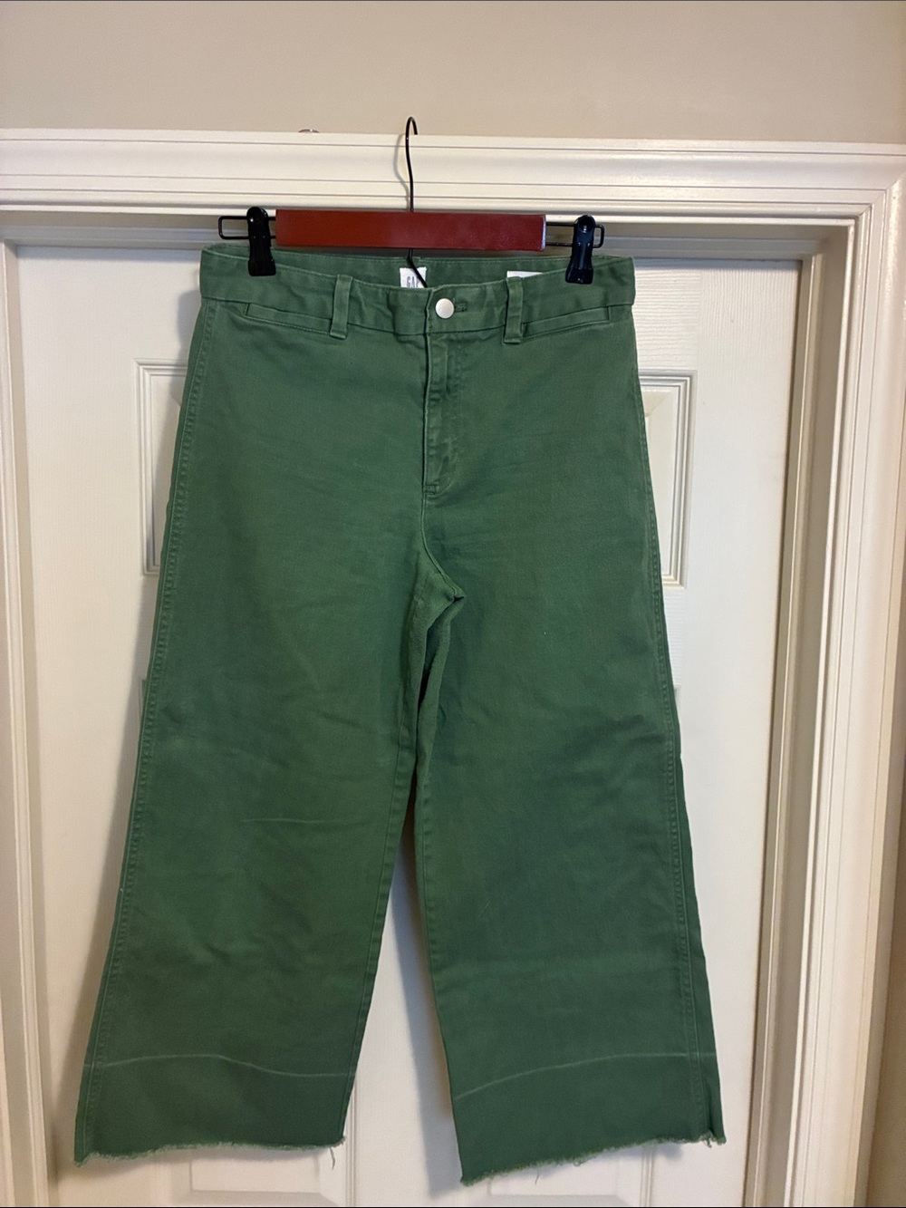 GAP Green Cropped Wide-Leg Jeans